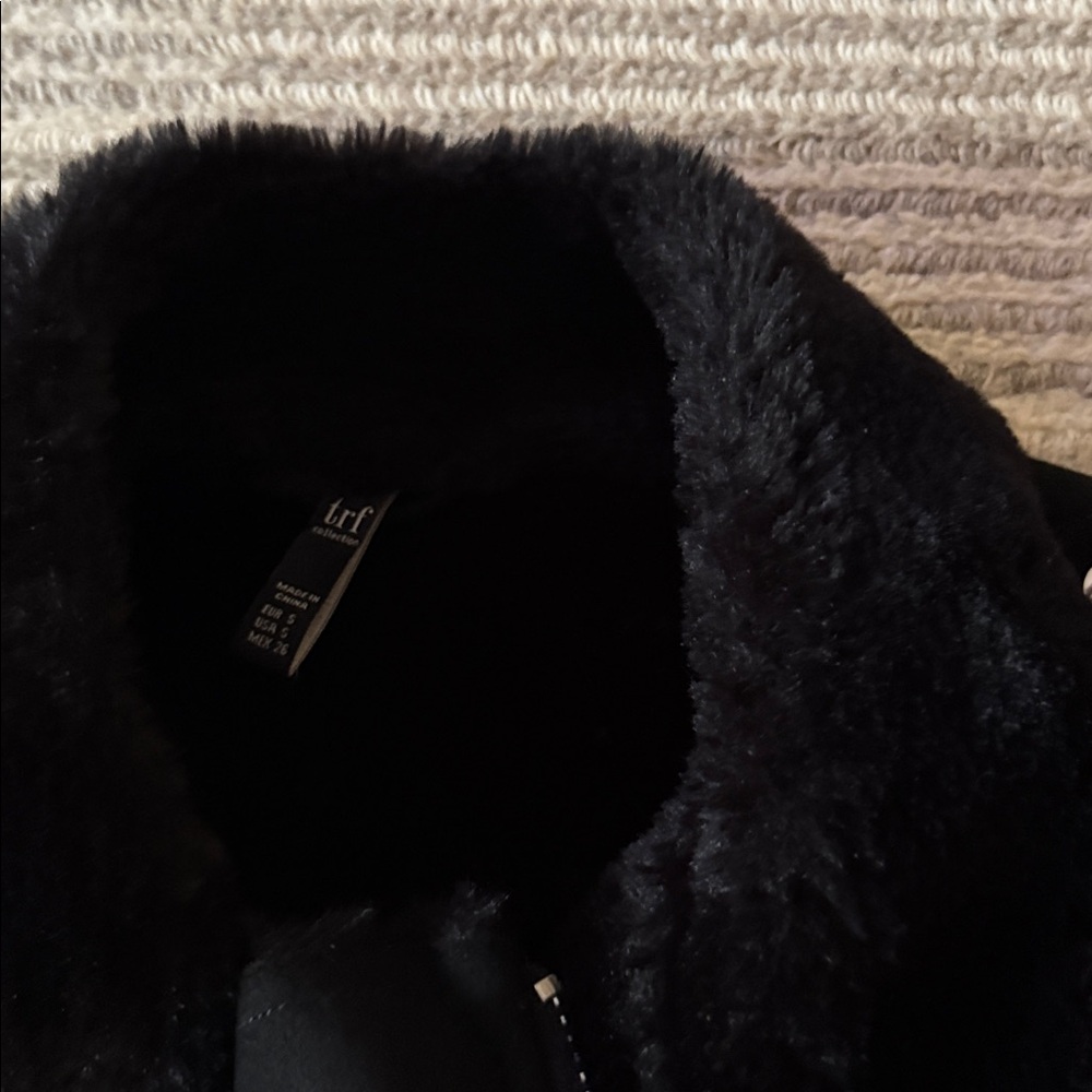 Zara shearling jacket - Picture 2 of 3